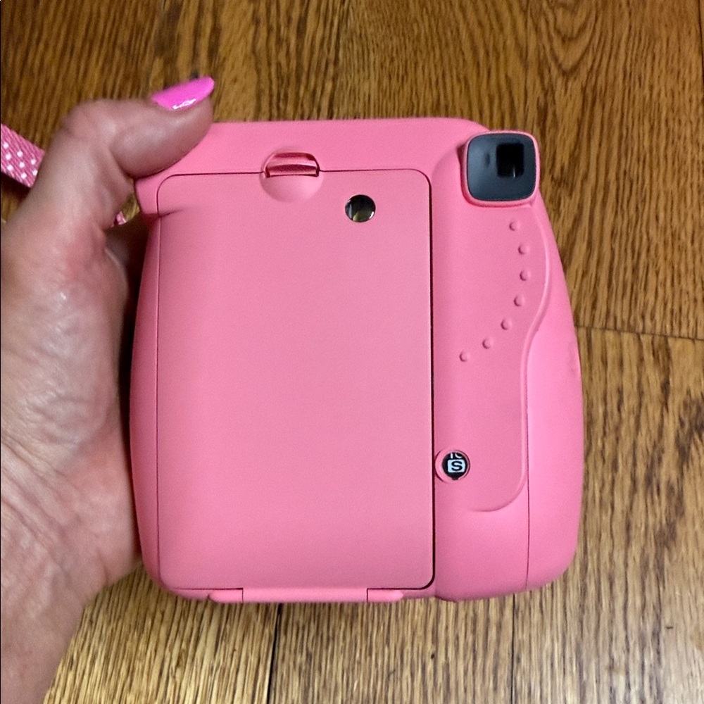 Fujifilm Instax Mini 9 pink Camera - Picture 5 of 6